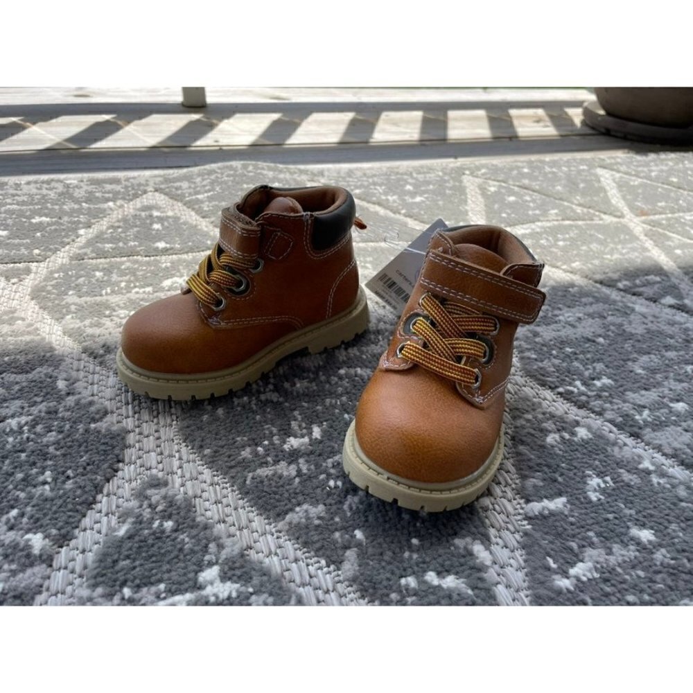 Kids boots